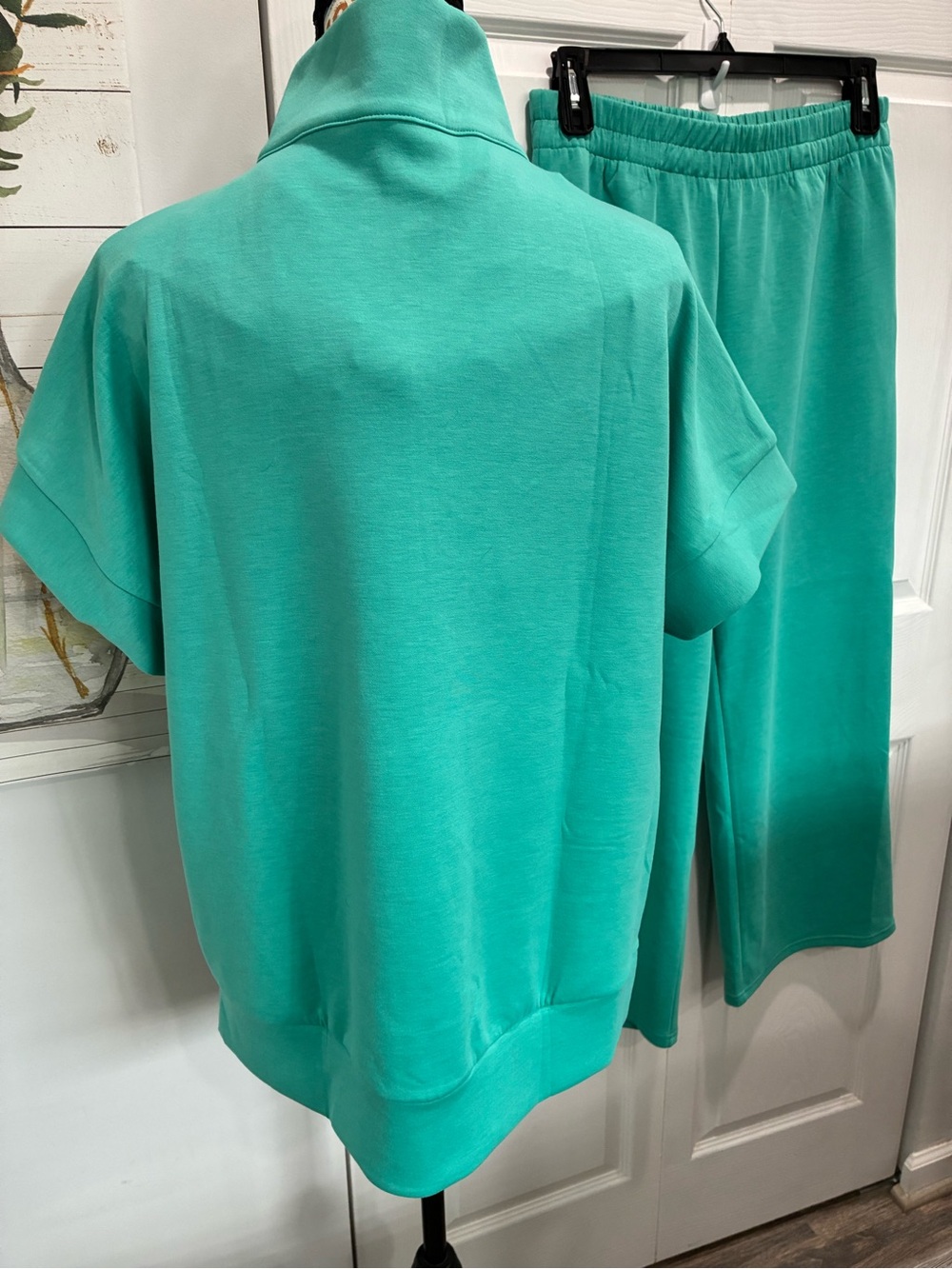 Relaxed Half-Zip Short Sleeve Top & Wide-Leg Joggers Set - Teal - Picture 7 of 13